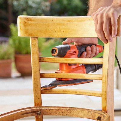 Вібраційна шліфмашина BLACK+DECKER BEW200
