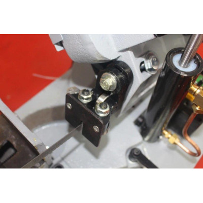 Стрічкова пила по металу CORMAK BS712A(27)/400V