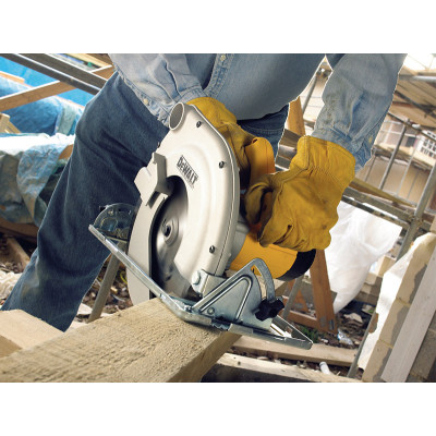 Дискова пила DeWALT D23700