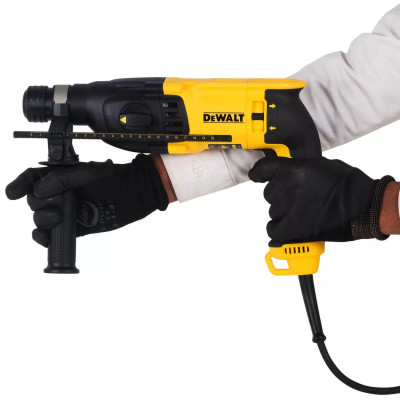 Перфоратор DeWALT D25133K