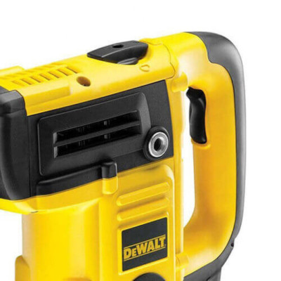 Отбойный молоток DeWALT D25820K
