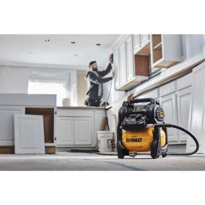Компресор акумуляторний DeWALT DCC1018N без АКБ