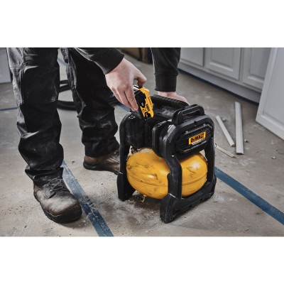 Компресор акумуляторний DeWALT DCC1018N без АКБ