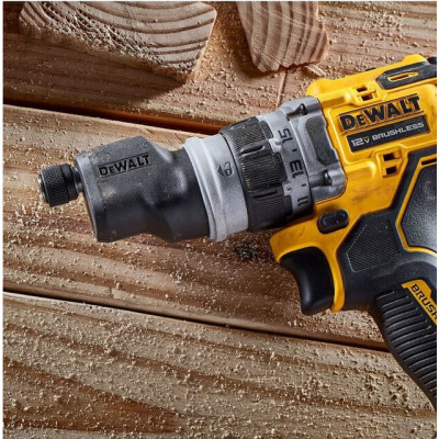 Дриль-шуруповерт акумуляторний зі змінними насадками DeWALT DCD703L2T