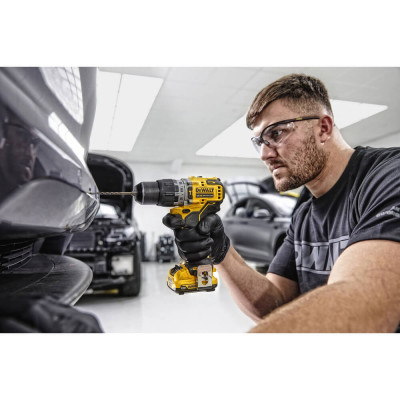 Дриль-шуруповерт ударний акумуляторний DeWALT DCD706D2