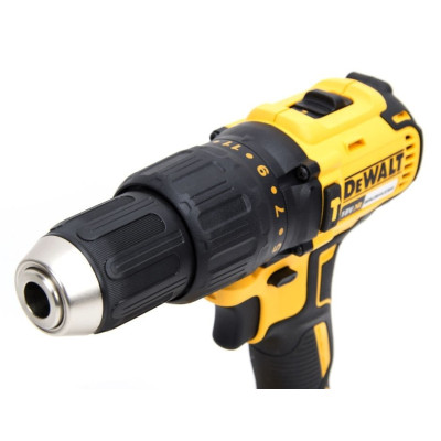 Аккумуляторная ударная дрель-шуруповёрт DeWalt DCD778S2T