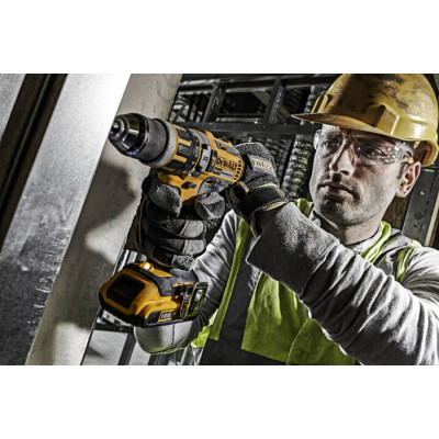 Аккумуляторная дрель-шуруповёрт ударная DeWalt DCD795D2