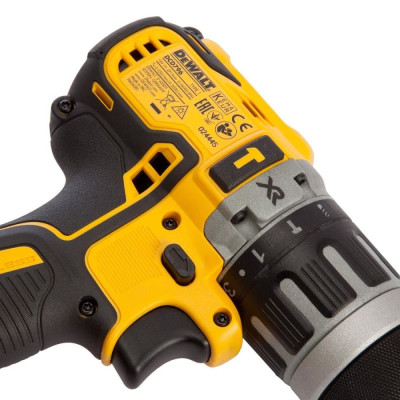 Дрель-шуруповёрт ударная аккумуляторная DeWALT DCD796E1T