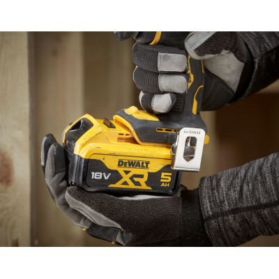 Дрель-шуруповёрт ударная аккумуляторная DeWALT DCD799P2T