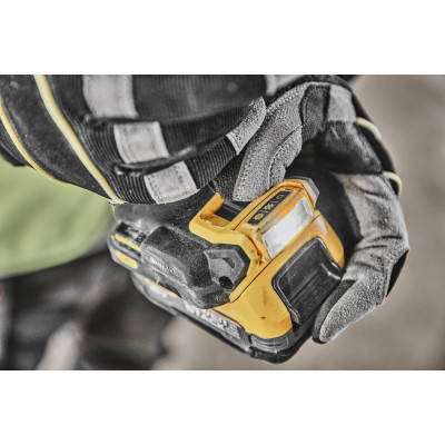 Дриль-шуруповерт акумуляторний DeWALT DCD800E2T