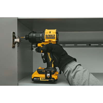 Дриль-шуруповерт акумуляторний зі змінними насадками DeWALT DCD803NT без АКБ