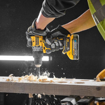 Дрель-шуруповерт аккумуляторная ударная + подарок DeWALT DCD805H2T+DCF840N