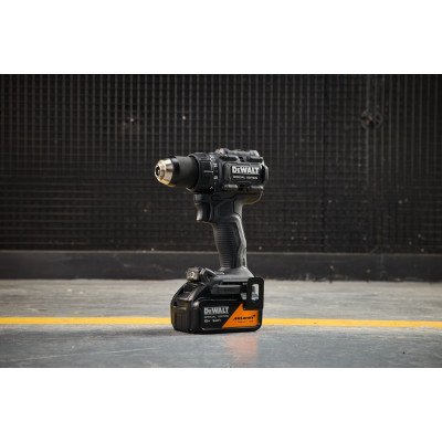 Дрель-шуруповёрт аккумуляторная DeWALT McLaren F1 TEAM SPECIAL EDITION DCD81MP2T