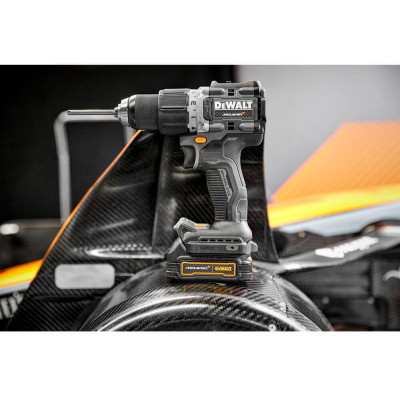 Дрель-шуруповёрт ударная аккумуляторная DeWALT McLaren F1 TEAM LIMITED EDITION DCD85ME2GT