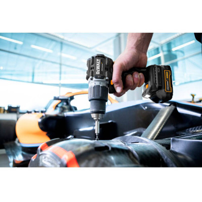 Дрель-шуруповёрт ударная аккумуляторная DeWALT McLaren F1 TEAM LIMITED EDITION DCD85ME2GT