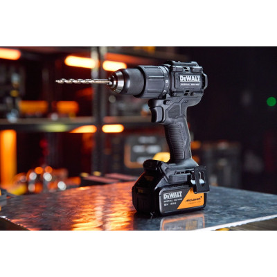 Дриль-шуруповерт ударний акумуляторний DeWALT McLaren F1 TEAM SPECIAL EDITION DCD86MM1T