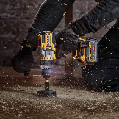 Дрель-шуруповёрт ударная аккумуляторная DeWALT DCD999T1