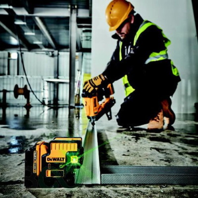 Лазерний нівелір DeWALT DCE085D1G