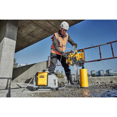 Резервуар для подачі води акумуляторний DeWALT DCE6820N без АКБ