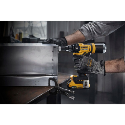 Заклепник акумуляторний DeWALT DCF403D2GT