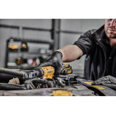 Гайковерт акумуляторний кутовий DeWALT DCF504L1G