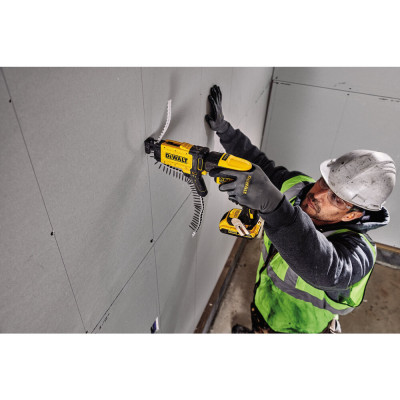 Шуруповерт акумуляторний DeWALT DCF620N без АКБ