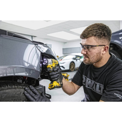 Гвинтоверт акумуляторний ударний безщітковий DeWALT DCF801D2