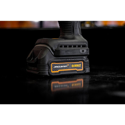Винтовёрт аккумуляторный DeWALT McLaren F1 TEAM LIMITED EDITION DCF85ME2GT