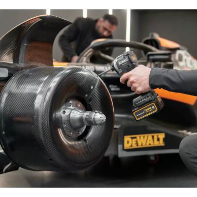 Винтоверт ударный аккумуляторный DeWALT McLaren F1 TEAM LIMITED EDITION DCF85MM2T