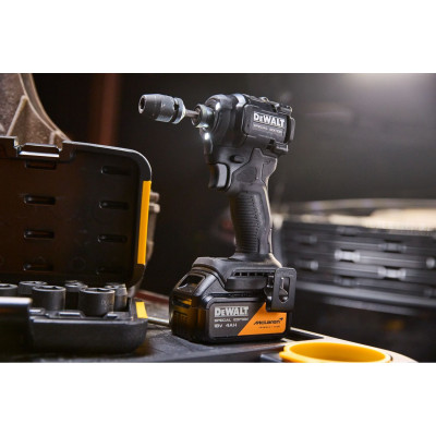 Гвинтоверт ударний акумуляторний DeWALT McLaren F1 TEAM SPECIAL EDITION DCF86MM1T