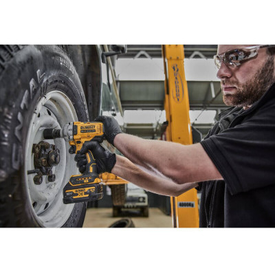 Гайковерт ударний акумуляторний безщітковий DeWALT DCF891N без АКБ
