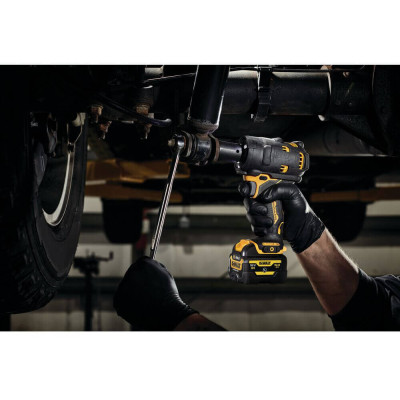 Гайковёрт ударный аккумуляторный бесщёточный DeWALT DCF901P1G
