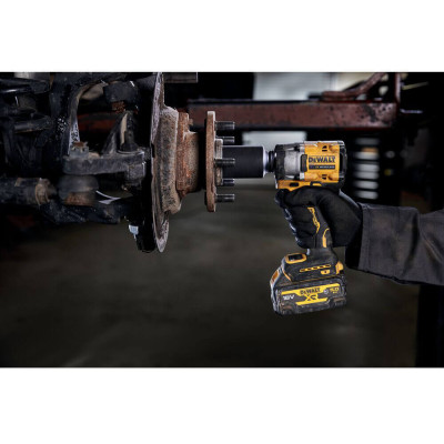 Гайковерт ударний акумуляторний безщітковий DeWALT DCF921P2G