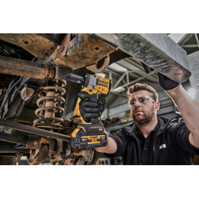 Гайковерт ударний акумуляторний безщітковий DeWALT DCF922D2T