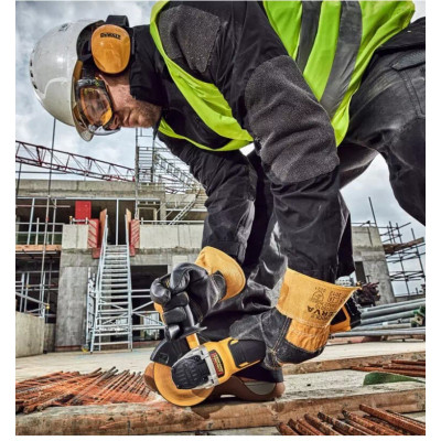 Кутова шліфмашина акумуляторна DeWALT DCG405P2
