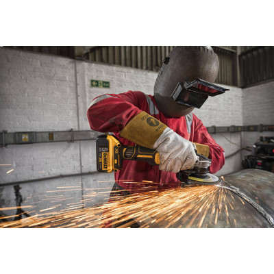 Угловая шлифмашина аккумуляторная DeWALT DCG405P3