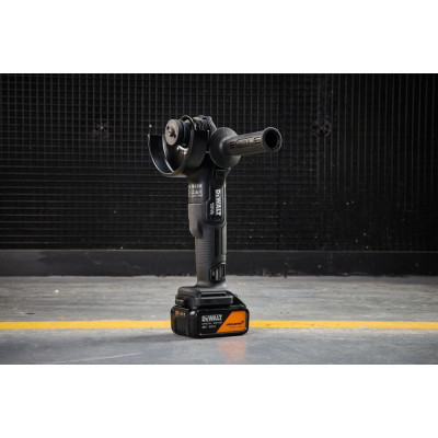 Угловая шлифмашина аккумуляторная DeWALT DCG45MP2T
