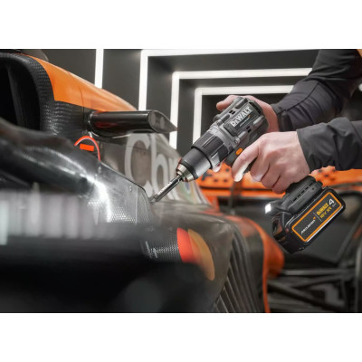 Набір акумуляторних інструментів DeWALT McLaren F1 TEAM LIMITED EDITION DCK200MM2T