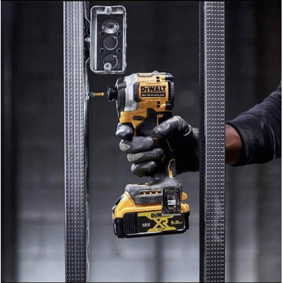 Набор аккумуляторных инструментов DeWALT DCK2051E2T