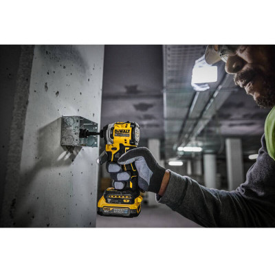 Набір акумуляторних інструментів DeWALT DCK2051H2T