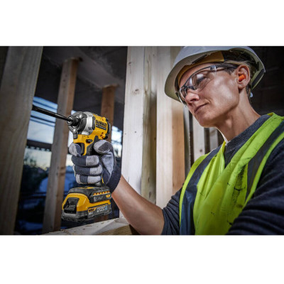 Набір акумуляторних інструментів DeWALT DCK2051H2T