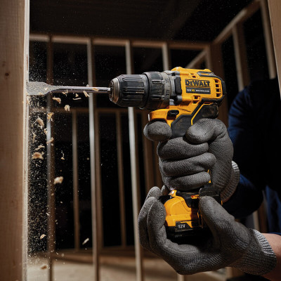 Набір акумуляторних інструментів DeWALT DCK2110L2T
