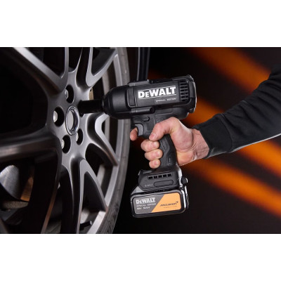 Набір акумуляторних інструментів DeWALT McLaren F1 TEAM SPECIAL EDITION DCK3222MP2T