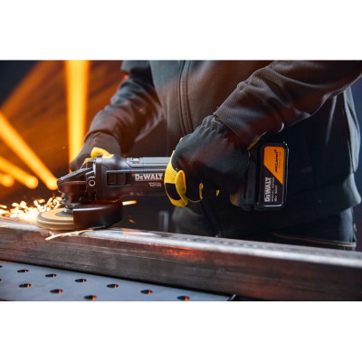 Набір акумуляторних інструментів DeWALT McLaren F1 TEAM SPECIAL EDITION DCK5222MP3T