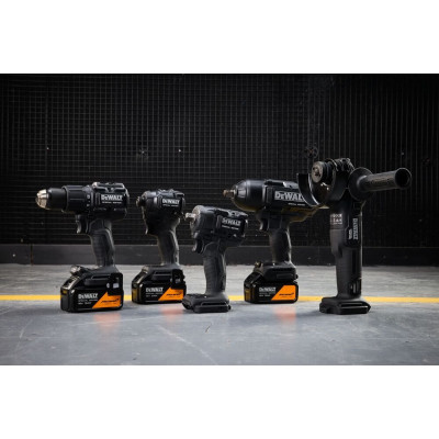 Набір акумуляторних інструментів DeWALT McLaren F1 TEAM SPECIAL EDITION DCK5222MP3T