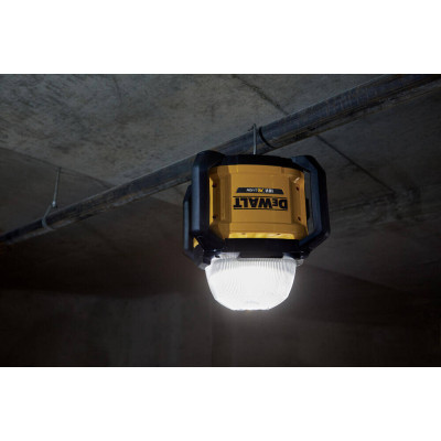 Фонарь светодиодный аккумуляторный DeWALT DCL074 без АКБ
