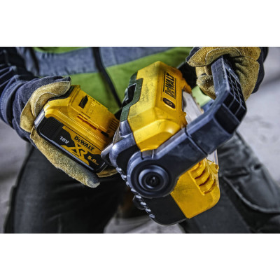 Фонарь светодиодный аккумуляторный DeWALT DCL077 без АКБ