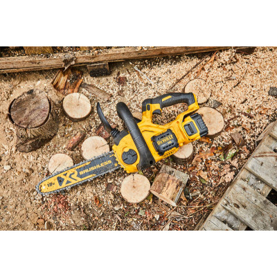 Ланцюгова пила акумуляторна DeWALT DCM565P1