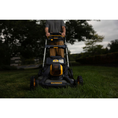 Газонокосилка аккумуляторная DeWALT DCMWP500N без АКБ