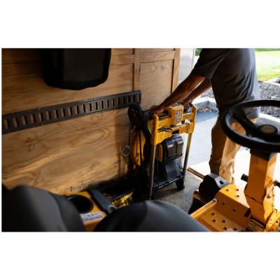 Газонокосилка аккумуляторная самоходная DeWALT DCMWSP156N без АКБ